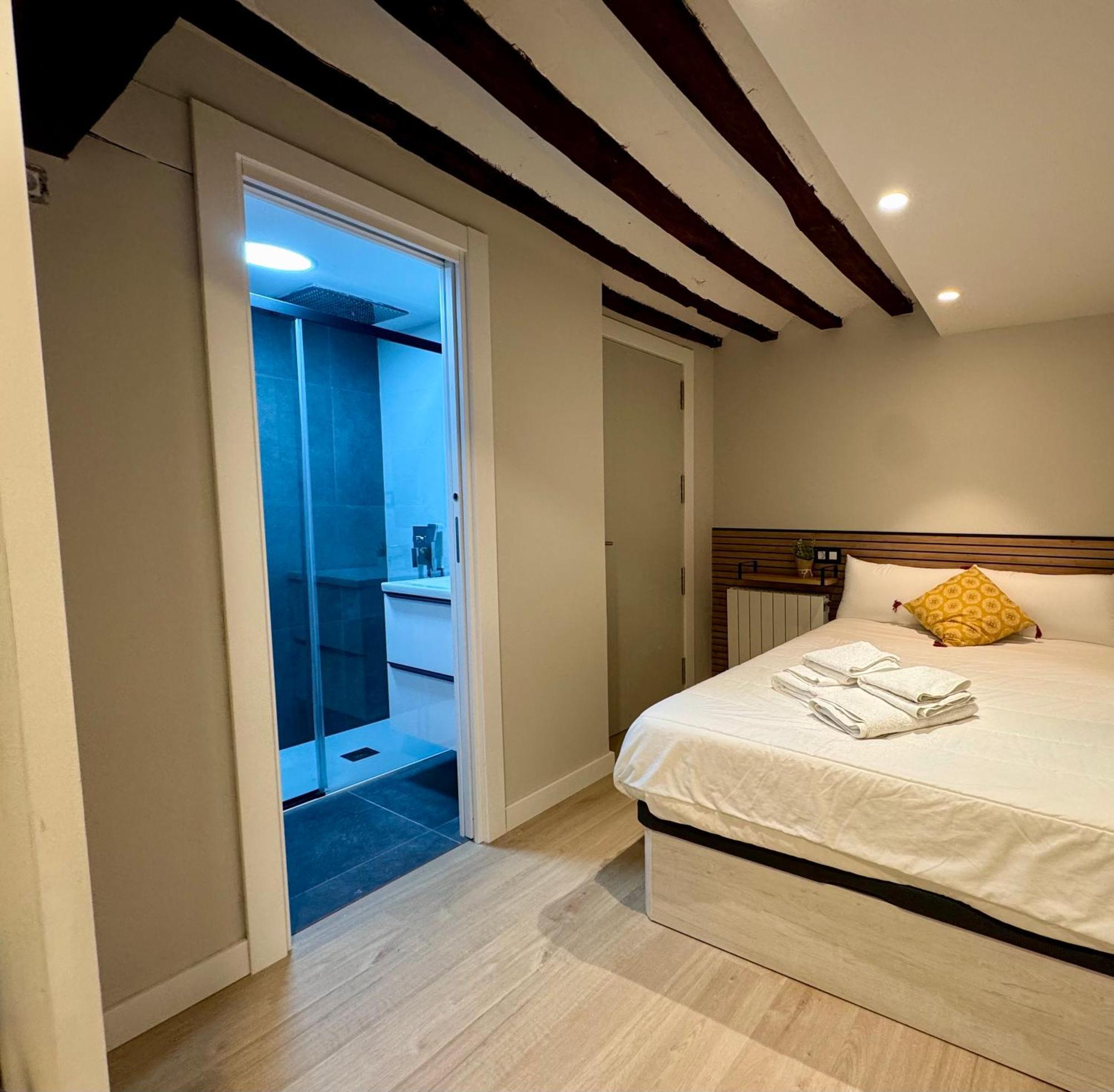 El Oasis De La Estafeta Appartement Pamplona Buitenkant foto